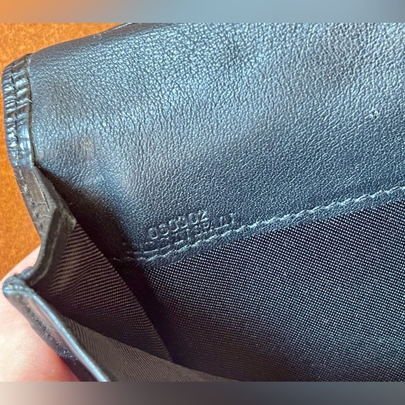 100% Authentic, Vintage, LOEWE, Nappa Leather, Long Bifold Wallet, Preloved 😻🖤 - Picture 9 of 16